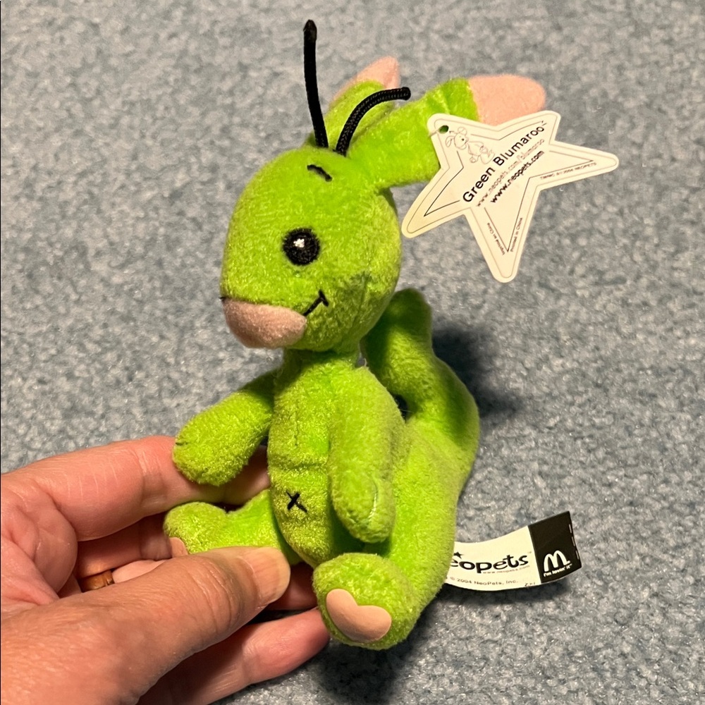 Neopet McDonald Collection - Picture 3 of 12